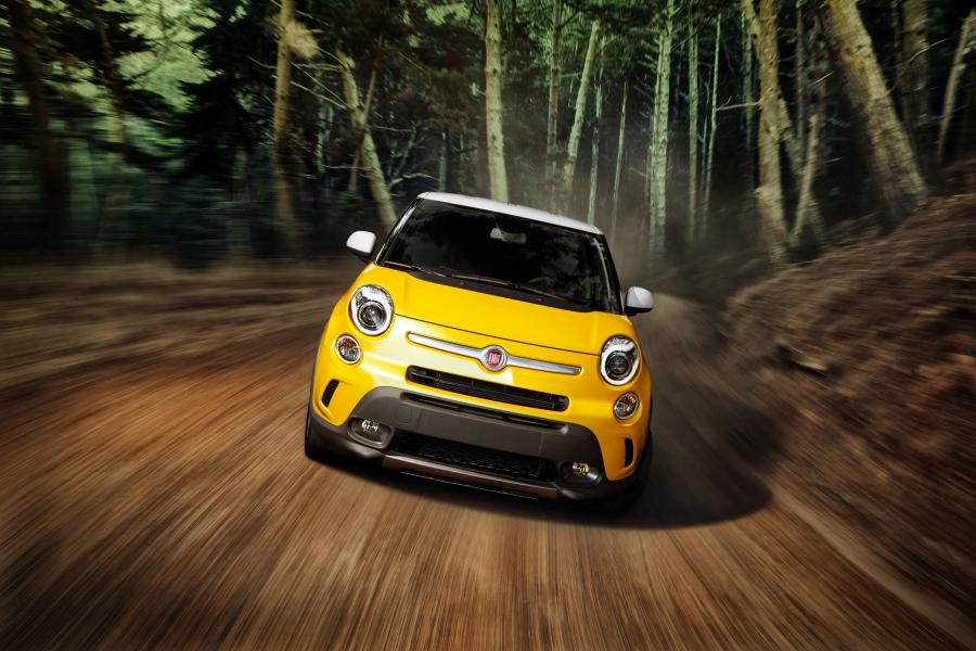 Fiat 500L Trekking 2013 года  (US) (фото 10 из 44)
